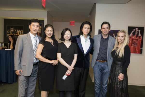 Photo Flash: Cong Bi Shares An Exclusive Performance At Carnegie Hall 