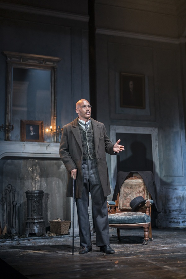 Photo Flash: First Look at Hayley Atwell and the Cast of ROSMERSHOLM in Action Image