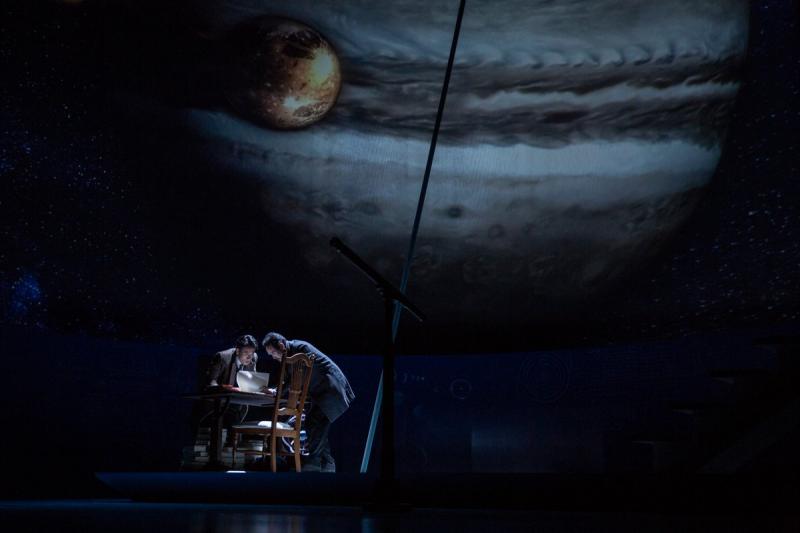 Review: On to the New World, LIFE OF GALILEO at Myeongdong Theatre 