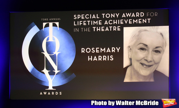 Special Tony Award for Lifetime Achievement in the Theatre to Rosemary Harris Photo