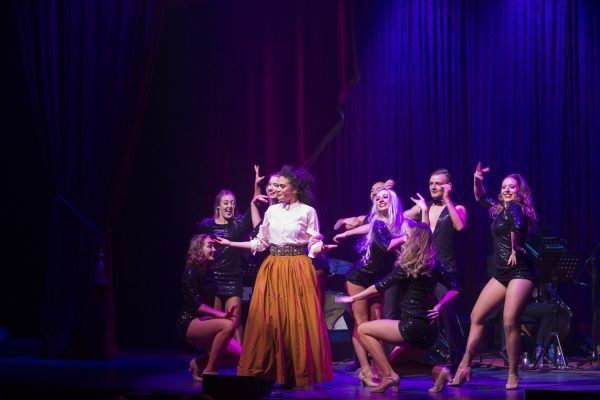 Photo Flash: Get A First Look At Suzie Mathers and More In BARNUM Image