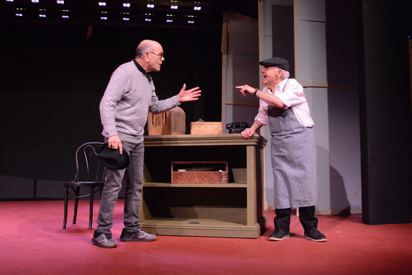 Photo Coverage: The Cast of ENTER LAUGHING Meets the Press Image