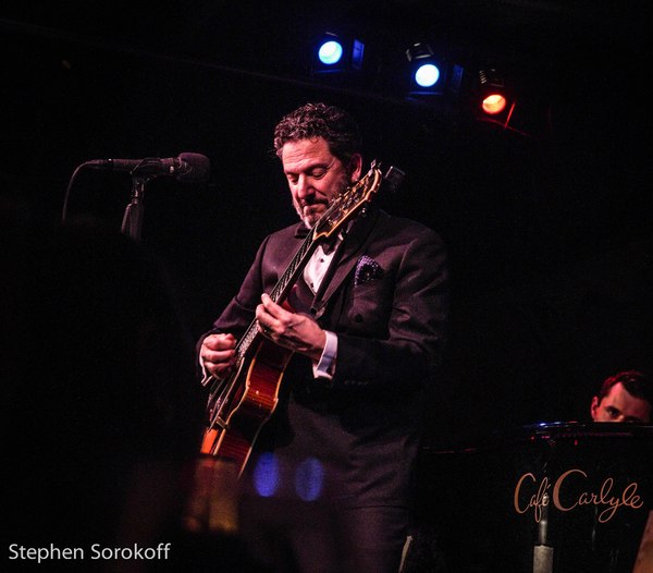 Photo Coverage: John Pizzarelli Celebrates Nat King Cole at Cafe Carlyle Image