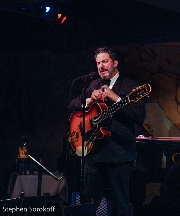 Photo Coverage: John Pizzarelli Celebrates Nat King Cole at Cafe Carlyle Image