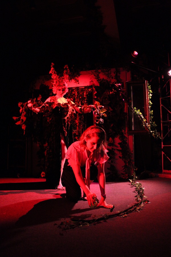 Photo Flash: First Look At Site-Specific LITTLE SHOP OF HORRORS At Bool's Flower Shop 