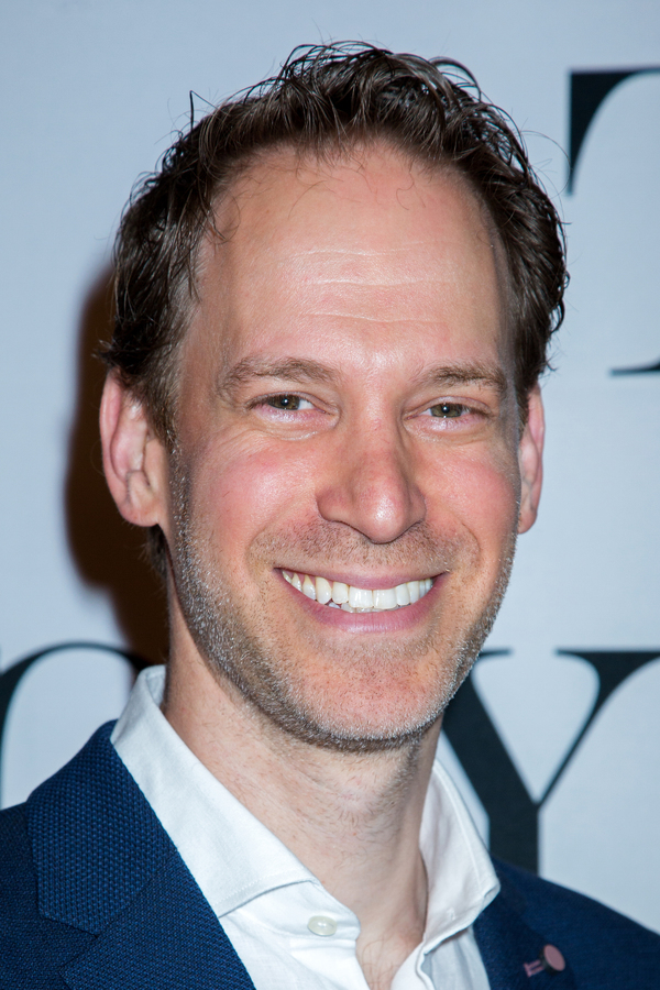 Photo Coverage: Tony Awards Nominees from THE PROM, HADESTOWN, OKLAHOMA! & More Strike a Pose! Image