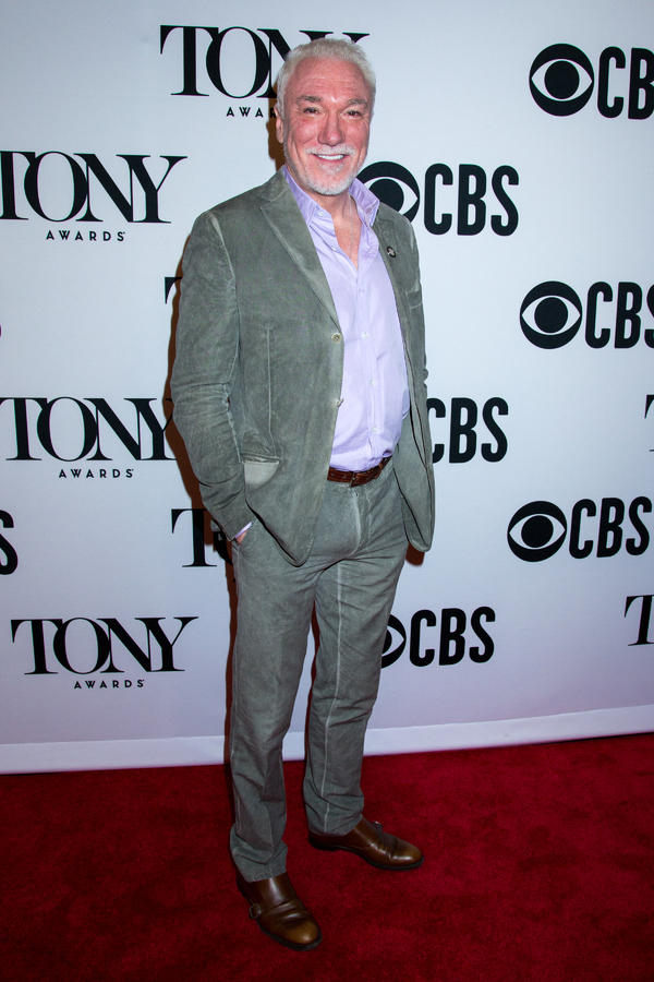 Photo Coverage: Tony Awards Nominees from THE PROM, HADESTOWN, OKLAHOMA! & More Strike a Pose! Image