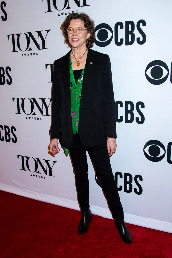 Photo Coverage: Tony Awards Nominees from THE PROM, HADESTOWN, OKLAHOMA! & More Strike a Pose! Image