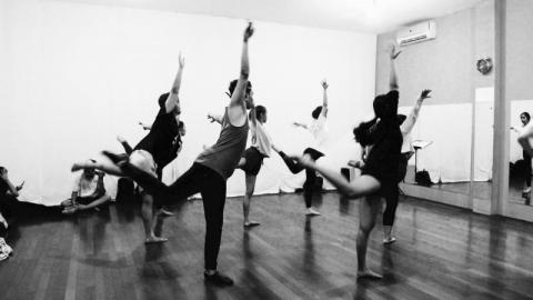 BWW Previews: ELHAQ LATIEF's Ballet KINTSUGI will Examine Toxic Relationships through Motion 