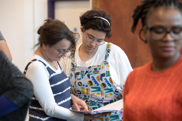 Photo Flash: Inside Rehearsal For DIDO at the Unicorn Image