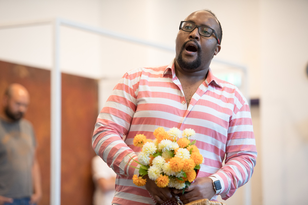 Photo Flash: Inside Rehearsal For DIDO at the Unicorn Image