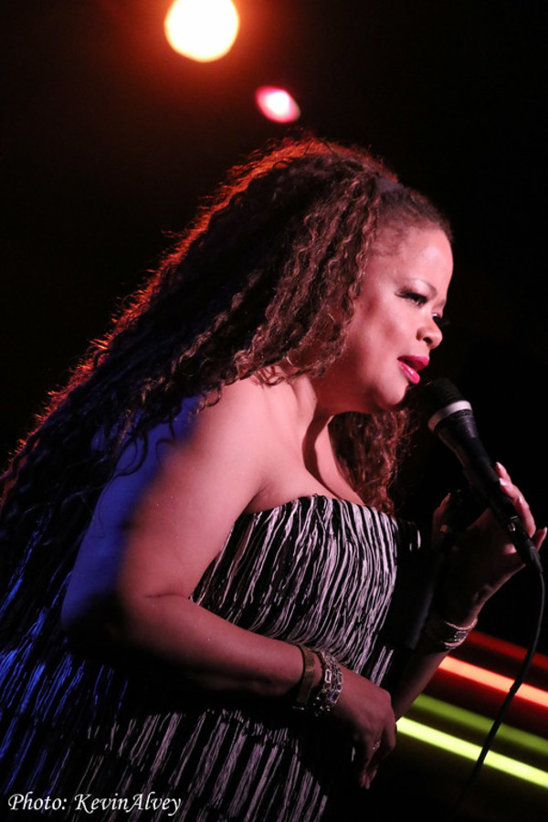 Photo Flash: Natalie Douglas Returns to Birdland Image