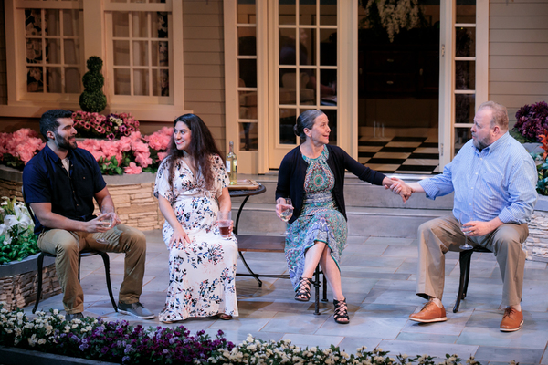 Photo Flash: First Look at Aurora Theatre's NATIVE GARDENS Image