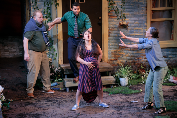 Photo Flash: First Look at Aurora Theatre's NATIVE GARDENS Image