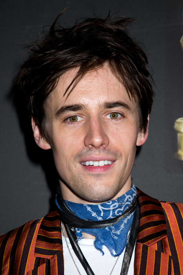 Reeve Carney Photo