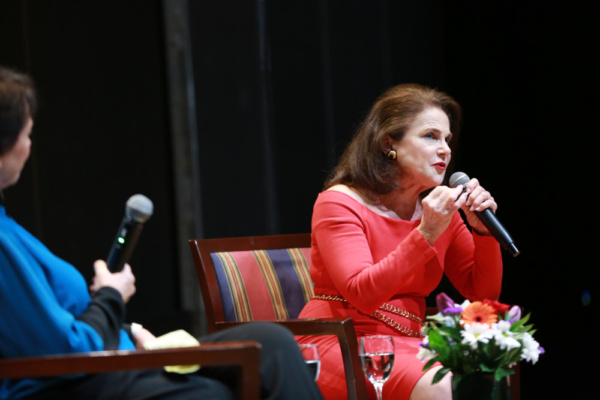 Photo Flash: LPTW Oral History Project Welcomes Tovah Feldshuh 