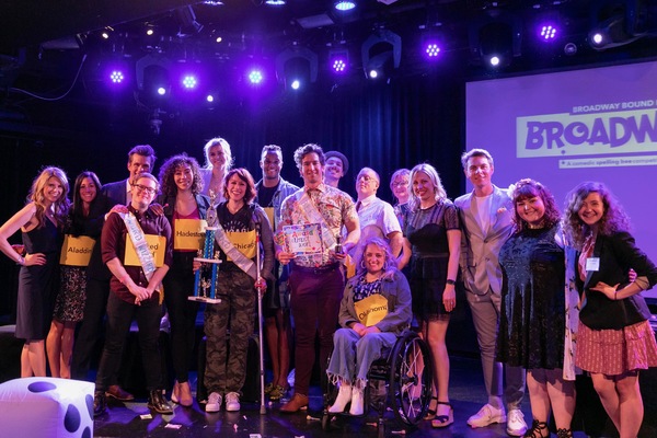 Photo Flash: Paige Davis Wins Big at BROADWAY BEE Image