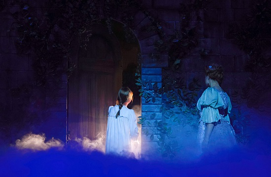 Review: Two Stars and a Scintillating Score Make This SECRET GARDEN Glow Image