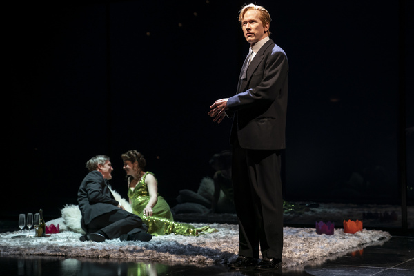 Photo Flash: First Look At THE WINTER'S TALE At Goodman Theatre Image