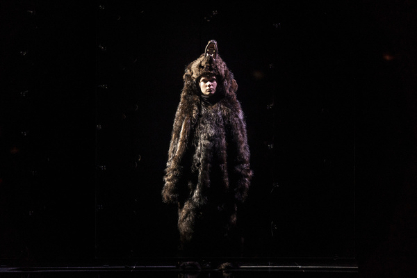 Photo Flash: First Look At THE WINTER'S TALE At Goodman Theatre Image
