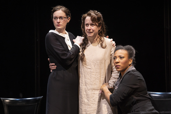 Photo Flash: First Look At THE WINTER'S TALE At Goodman Theatre 