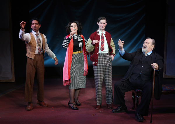 Photo Flash: First Look at ENTER LAUGHING Image