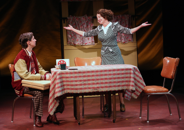 Photo Flash: First Look at ENTER LAUGHING Image