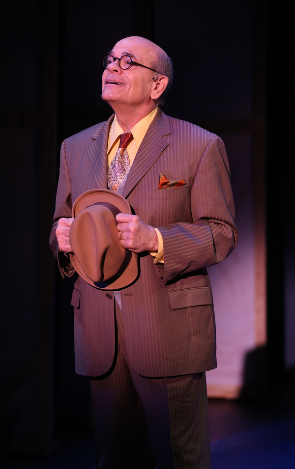 Photo Flash: First Look at ENTER LAUGHING Image