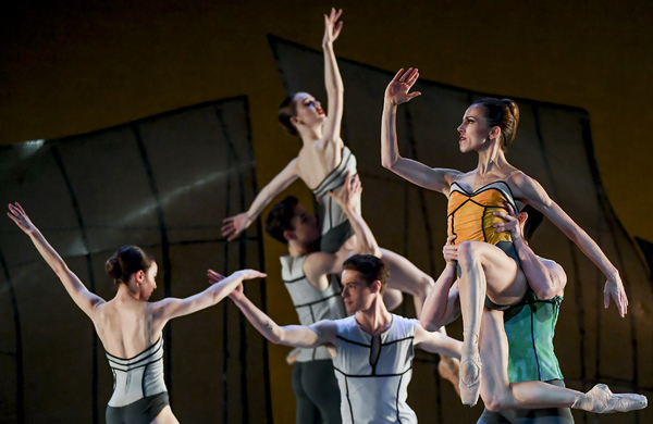 Review: WHEELDON, ELO AND ROBBINS DANCE TRIO at Academy Of Music Image