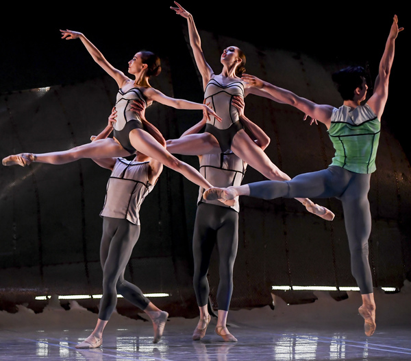 Review: WHEELDON, ELO AND ROBBINS DANCE TRIO at Academy Of Music Image