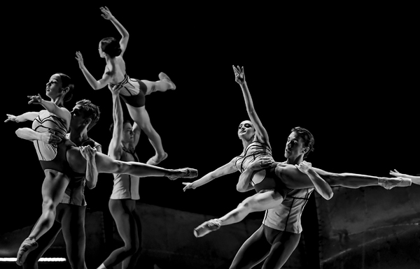 Review: WHEELDON, ELO AND ROBBINS DANCE TRIO at Academy Of Music Image