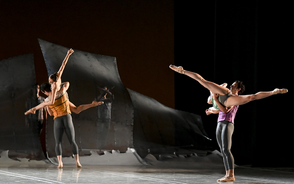 Review: WHEELDON, ELO AND ROBBINS DANCE TRIO at Academy Of Music Image