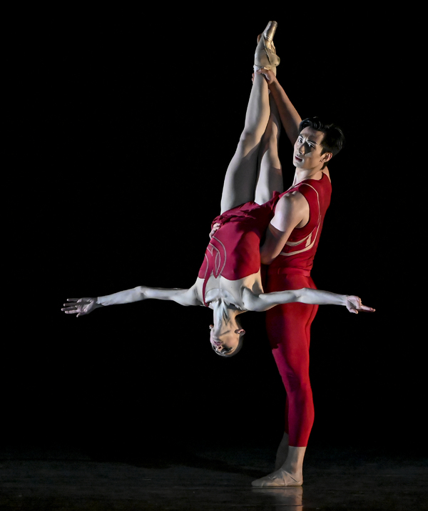 Review: WHEELDON, ELO AND ROBBINS DANCE TRIO at Academy Of Music Image