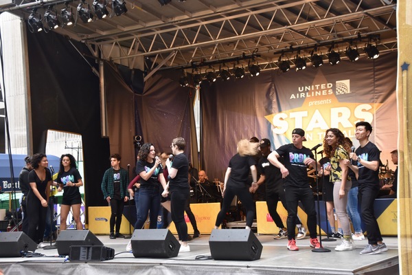 Photo Coverage: Stars From HADESTOWN, TOOTSIE, BEETLEJUICE, and More Perform at STARS IN THE ALLEY Image