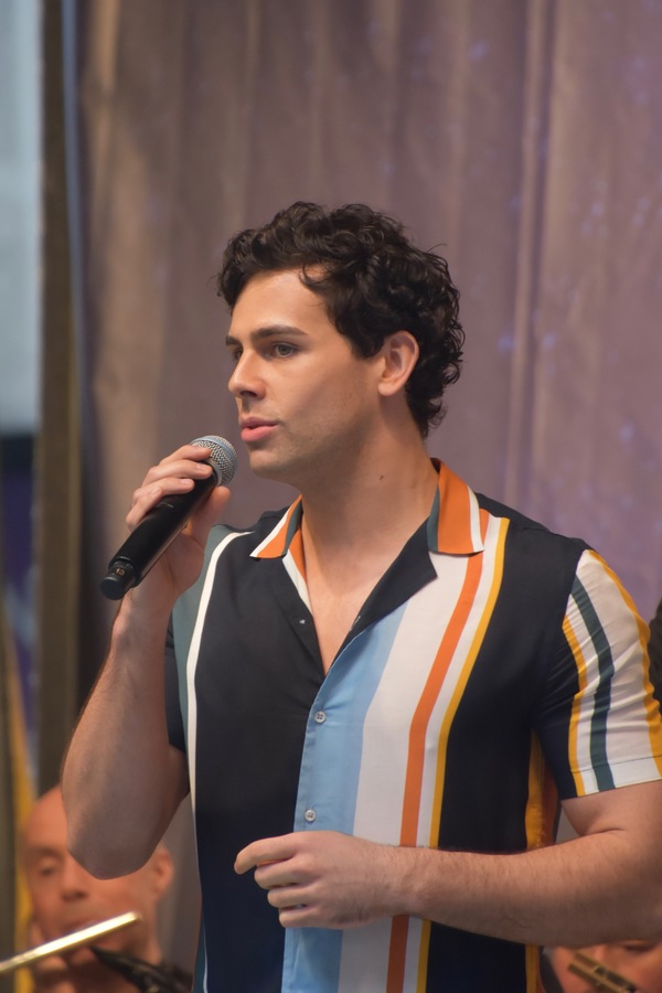 Photo Coverage: Stars From HADESTOWN, TOOTSIE, BEETLEJUICE, and More Perform at STARS IN THE ALLEY Image