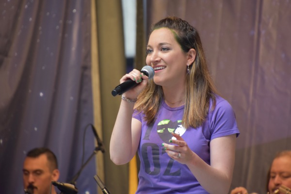 Photo Coverage: Stars From HADESTOWN, TOOTSIE, BEETLEJUICE, and More Perform at STARS IN THE ALLEY Image