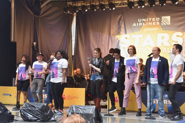 Photo Coverage: Stars From HADESTOWN, TOOTSIE, BEETLEJUICE, and More Perform at STARS IN THE ALLEY Image