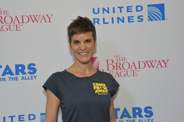 Photo Coverage: On the Red Carpet at STARS IN THE ALLEY Image