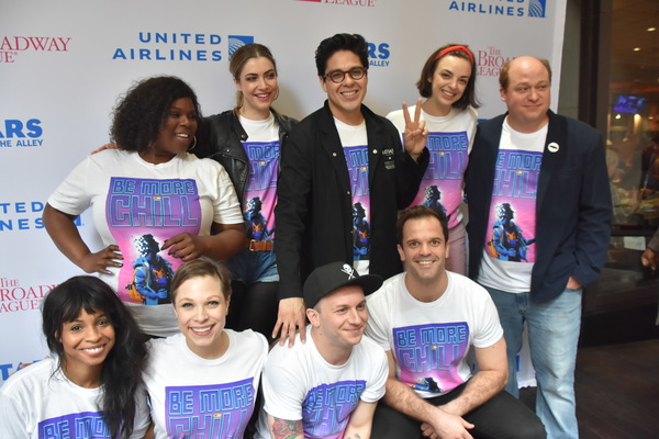 Photo Coverage: On the Red Carpet at STARS IN THE ALLEY Image