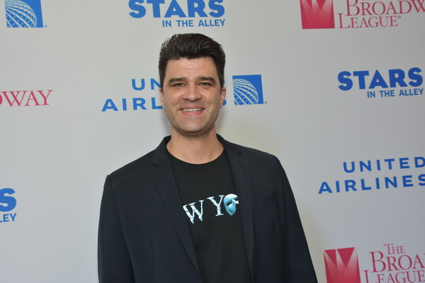 Photo Coverage: On the Red Carpet at STARS IN THE ALLEY Image