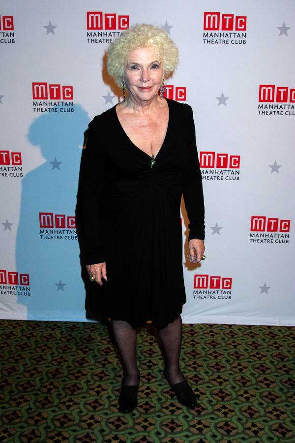 Fionnula Flanagan Photo