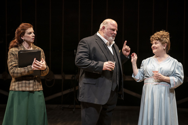 Photo Flash: Northlight Theatre Presents INTO THE BREECHES Image