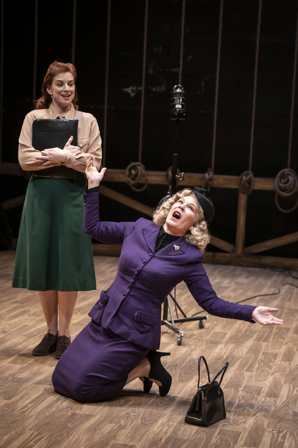 Photo Flash: Northlight Theatre Presents INTO THE BREECHES Image