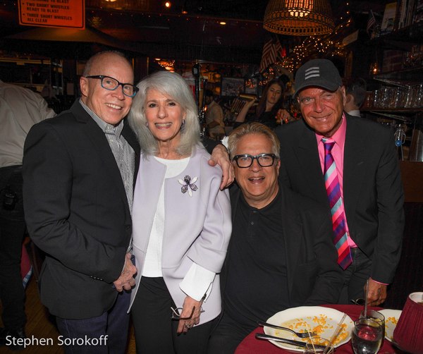 Photo Coverage: Linda Purl Plays the Beach Cafe Image