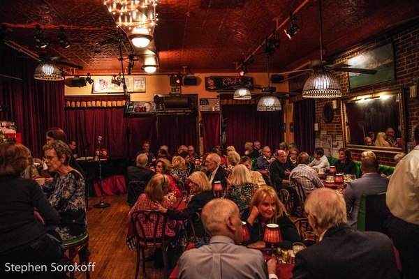 Photo Coverage: Linda Purl Plays the Beach Cafe Image