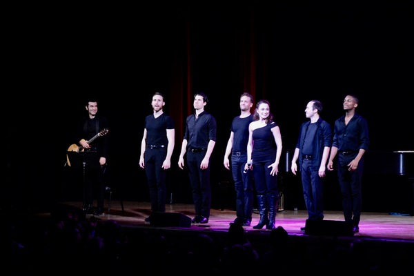 Jake Owen, Lianne Marie Dobbs, Danny Gardner and The Broadway bu the Year Dance Troup Photo