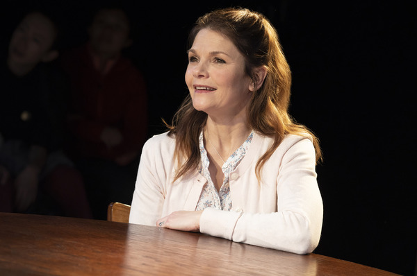 Photo Flash: First Look at Roundabout's SOMETHING CLEAN Image