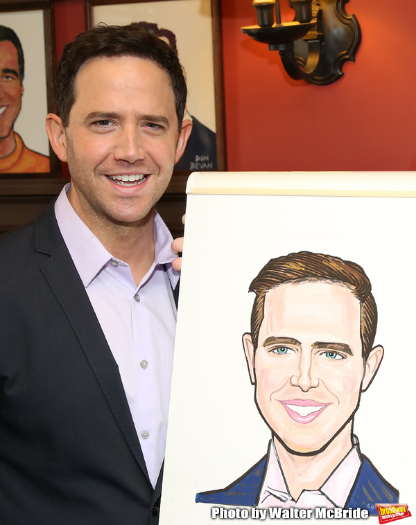Photo Coverage: TOOTSIE Star Santino Fontana Gets His Very Own Sardi's Portrait Image