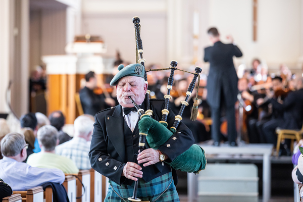 Photo Flash: Mendelssohn Choir of Pittsburgh Celebrates Queen Victoria Image