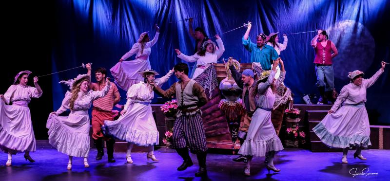Review: THE PIRATES OF PENZANCE at Rancho Mirage Amphitheater Image